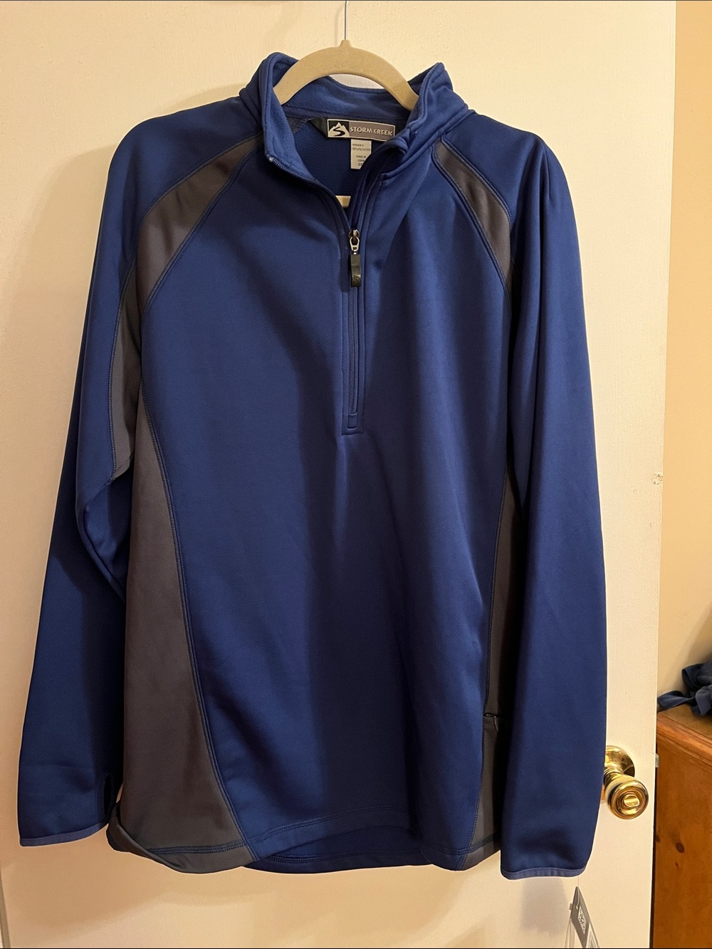 Storm Creek Women’s Navy and Charcoal Quarter-Zip Pullover Jacket